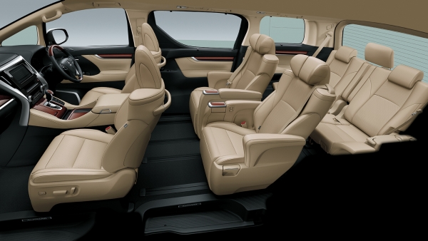 日產 SERENA 7座